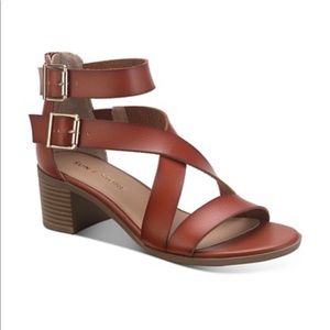 Quinn block-heel sandal